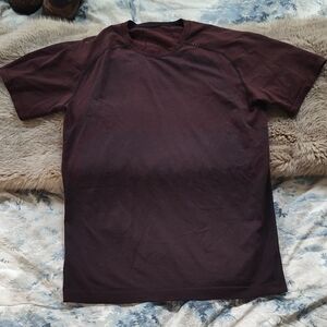 Men's Lululemon T shirt
